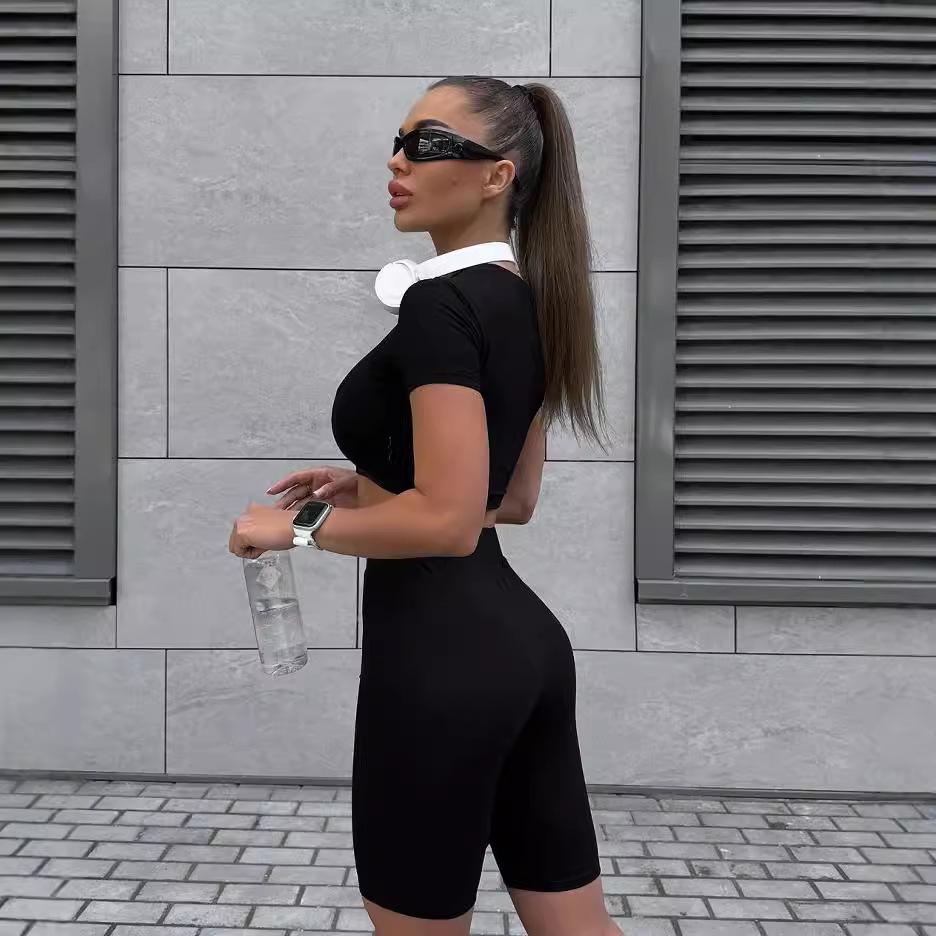 Set di abbigliamento sportivo da jogging più venduto: T-shirt a Maniche Corte Monocolore & Pantaloncini a Cinque Punti - Set Due Pezzi per Europa & America