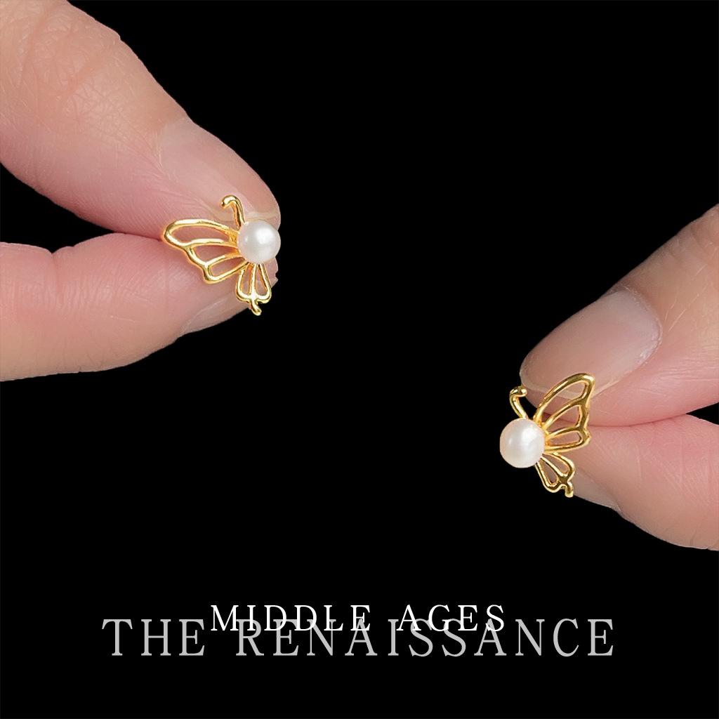 French Freshwater Pearl Hollow Butterfly Stud Earrings Retro Earrings Women