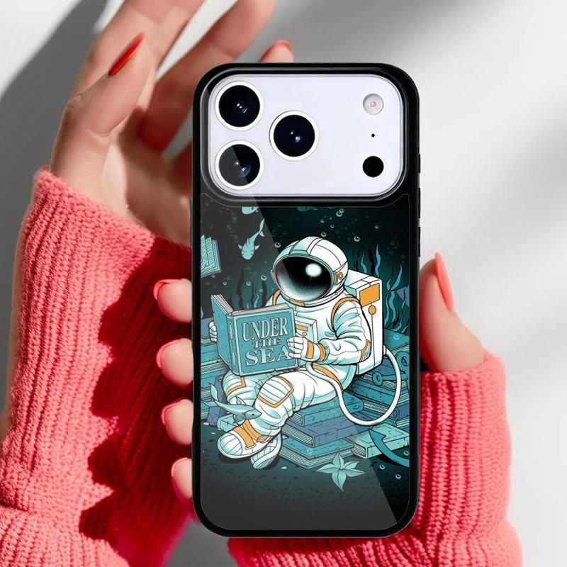 

Creative Astronaut Phone Case for iPhone 17 16 15 14 13 Pro Max Back Cover for 12 11 Pro Coque iPhone 13