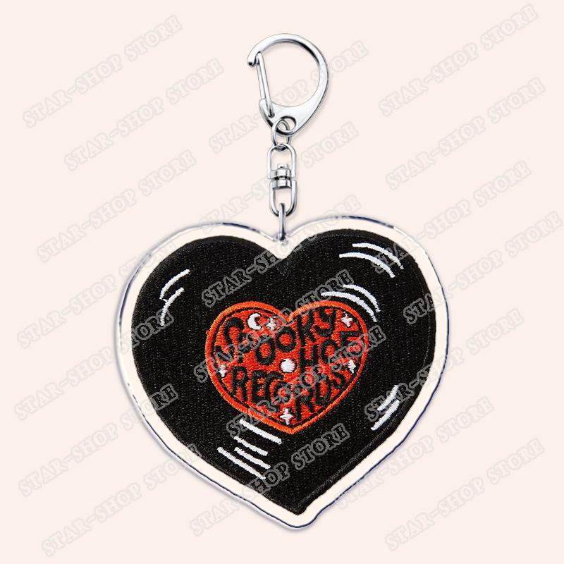 Aesthetic Indie Red Record Music Keychains for Women Accessories Bag Retro Vinyl Label Player Key Chain Fans Gifts Keyrings