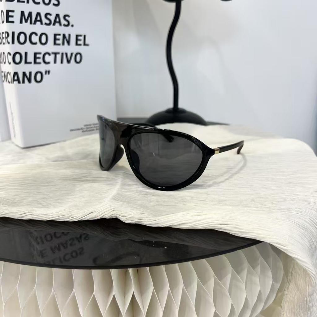 Big Size Women Sunglasses Fashion Stylish Uv400 Protection Men Sun Glasses Outdoor Wind Proof Sun Glass For Women