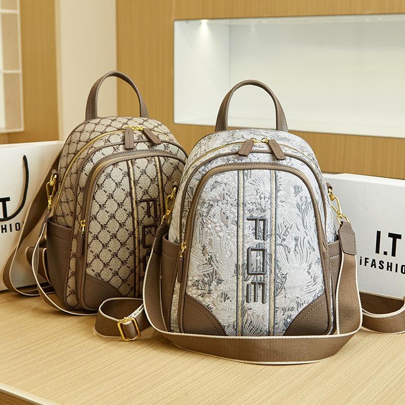 Tide Ladies Backpack Simple Niche Light Luxury Backpack Large Capacity Embroidery Printed Casual Travel Bag