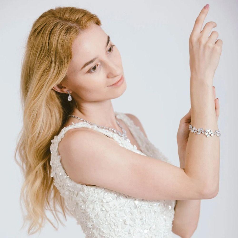 Shiny Crystal Leaf Shape Bracelet Silver Color Wristlet Plant Design Dangle Earrings  Gift Bangle