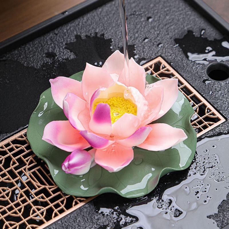 Hand Pinched Lotus Tea Pet Ceramic Color Changing Sculpture Chinese Style Artwork for Home Office Desk Decor Gift