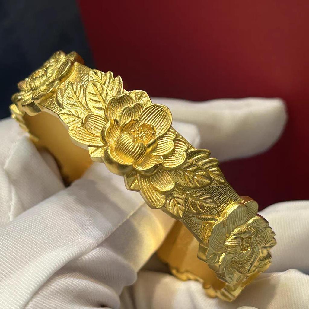 Golden Ancient-Style Peony Carved Open Bangle - Double Happiness Wedding Bracelet