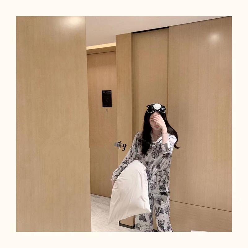 Women's Floral Silk Pajamas - Long-Sleeved, Thin & Stylish Korean Homewear for Spring/Autumn