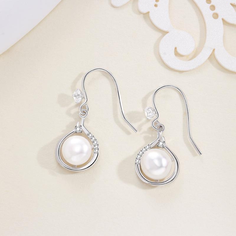 Cherish Supreme Pearl Earrings Women's Retro Elegant Fashion Versatile Light Luxury Premium Mother's Day Gift