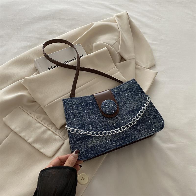 

Underarm bag women s 2025 summer new personalized retro shoulder bag temperament beautiful small square bag messenger women s bag темно-синий
