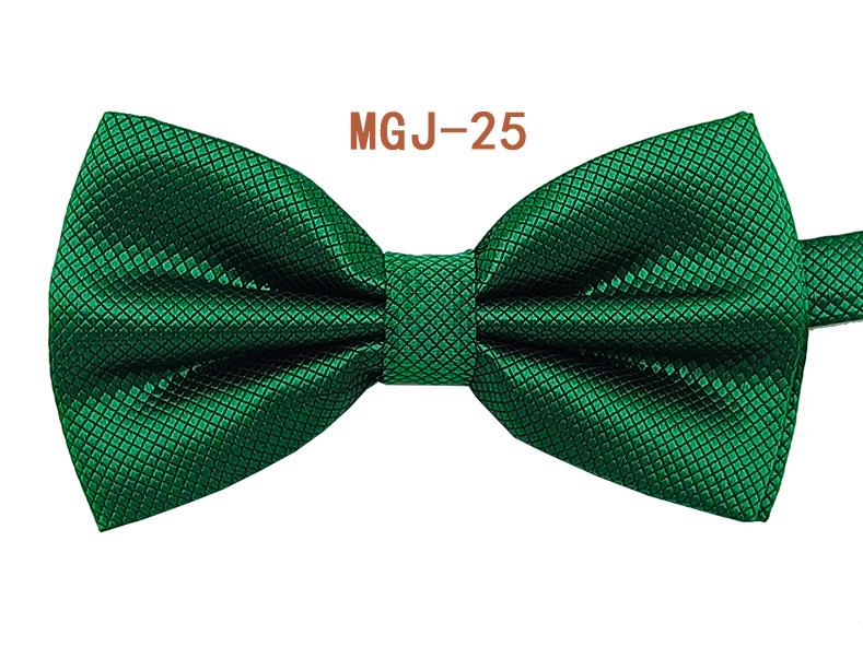 Pajarita de Doble Capa Negra Lisa para Hombre - Cuadrícula Cubo Británica, 27 Colores Disponibles para Eventos Formales y Bodas.