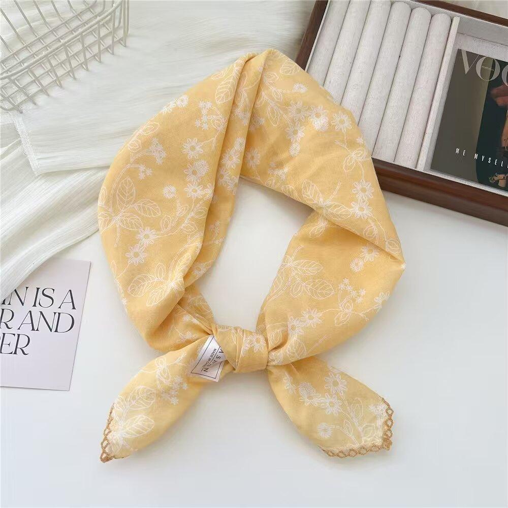 Carré en Coton Petit Carré Foulard Rétro Littéraire Petit Foulard en Soie Foulard Décoratif Petit et Frais pour Femme Cache-cou Rouge Foulard Mode Impression