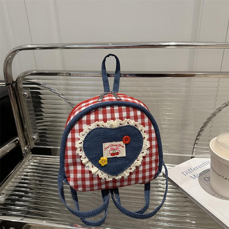 Xiaoxiangfeng Ins 2025 New Trendy Fashion Diamond Chain Bag Versatile Travel Women's Bag Mini Backpack