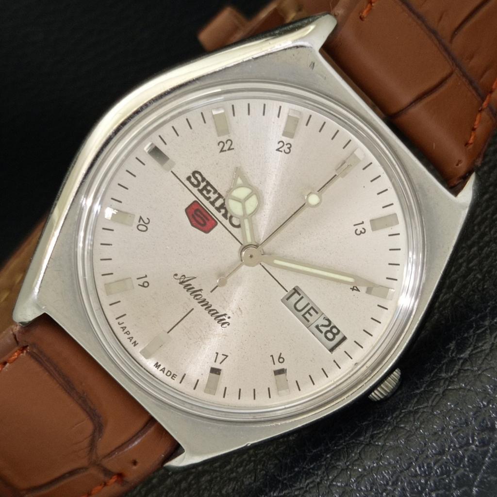 

ЯПОНИЯ ВИНТАЖ SEIKO 5 АВТОМАТИЧЕСКИЕ 6309A МУЖСКИЕ ЧАСЫ С СЕРЕБРИСТЫМ ЦИФЕРБЛАТОМ a701565-5 R206b-a701565