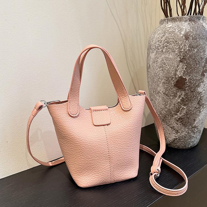 Bag Women's Pu Soft Leather Handbag Summer New Trendy Leisure Bucket Bag Versatile Shoulder Messenger Bag