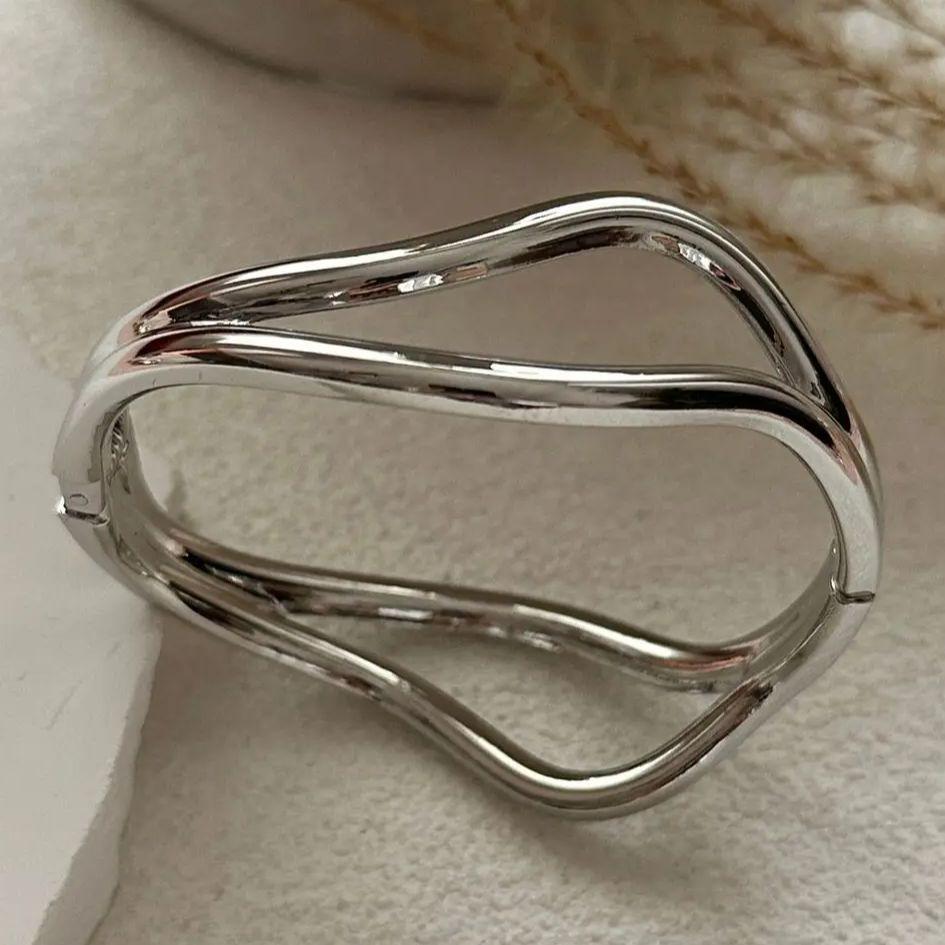 DIEZI 3 style Pearl Cuff Bangles Punk Hip Hop Men Gold Silver Color Metal Water Drop Spring Bangles  Women Bracelet Jewelry