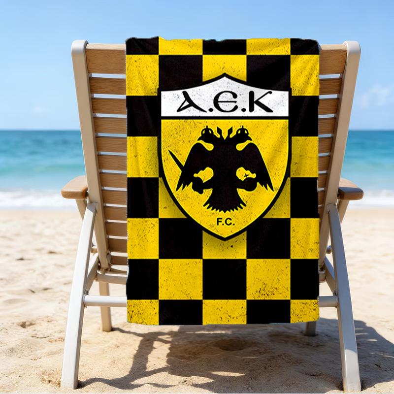 Asciugamano da Spiaggia in Microfibra AEK Atene con Design dello Stemma Oro e Nero, Leggero e Asciugatura Rapida per Viaggi Estivi, Essenziale per la Spiaggia, Piscina