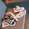 Kindermode Atmungsaktiv Niedrig Geschnitten Kinder Studenten Trendige Weiche Sohle Lauf Sport Skateboard Schuhe Jungen und Mädchen Bequeme Sneaker