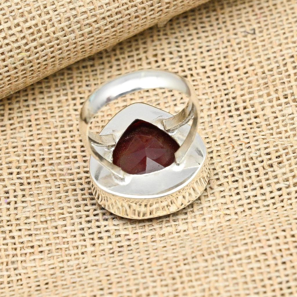 Anillo elegante hecho a mano de la joyería de la plata esterlina sólida 925 de la piedra preciosa del granate rojo para las mujeres