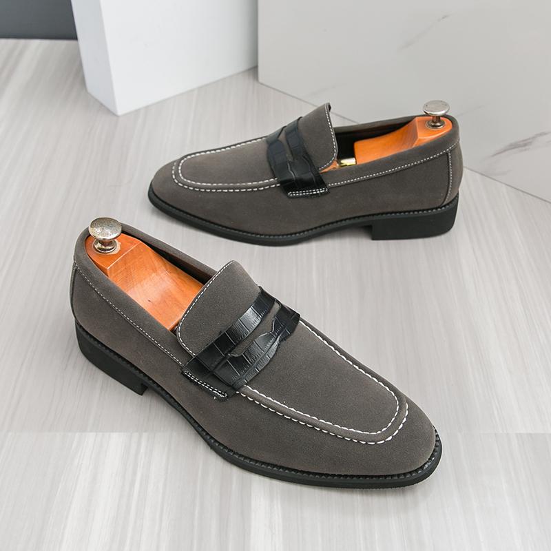 Fashion New Men Fashionable Loafers Men Casual Comfortable Breathable Business Matte Elegant Leather Shoes Social Shoes Men Size 38-46