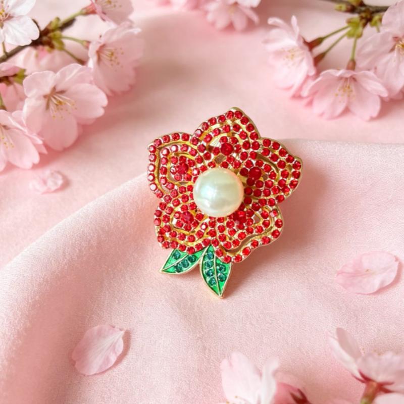 Trendy New Flowers Women Brooch Luxurious High-End Floral Pearl Pins Fashion Female Party Coat Dress Scarf Accessories Jewelry
