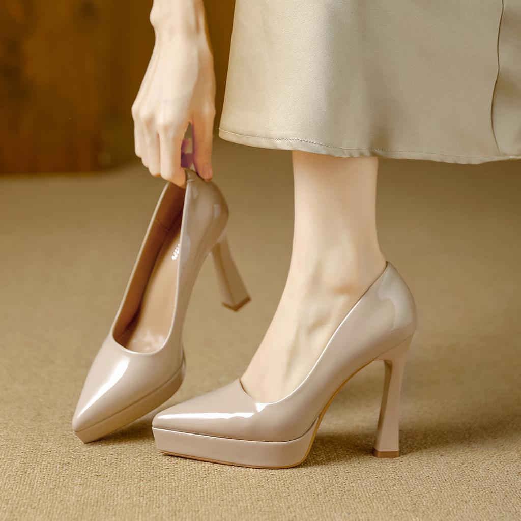 Waterproof Table Is Not Tired of Feet, Super High Heels 2026 Spring Temperament Pointed Head Thin Heel Patent Leather Sexy Shallow Mouth Single Shoes