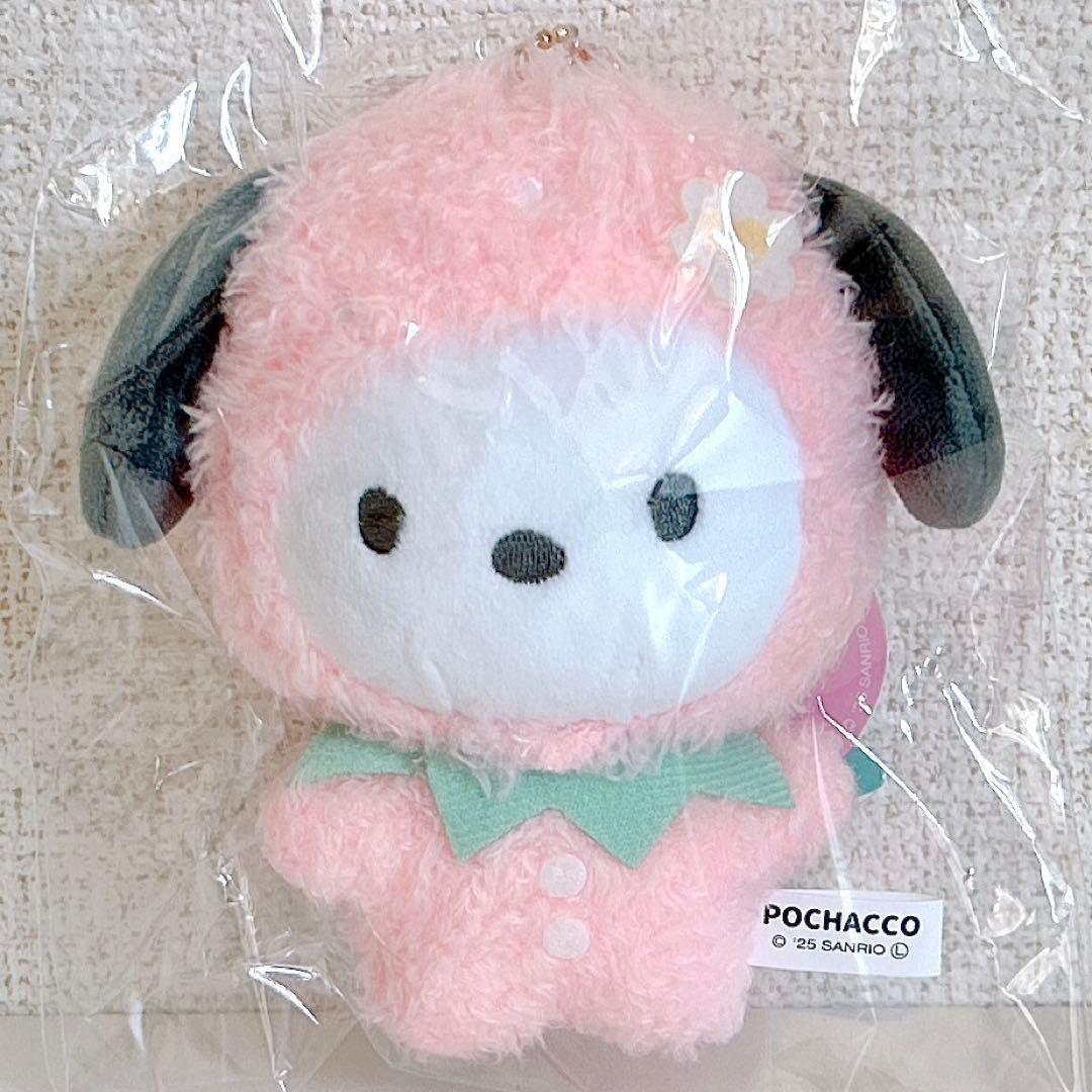 Sanrio Narikiri Strawberry Mascot Munyugurumi Pochacco