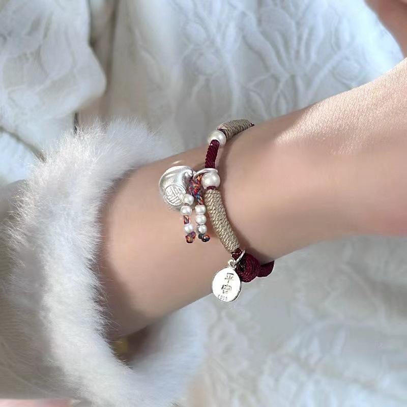 New Xiaopangfu Bracelet Red Rope Bracelet Girls Light Luxury Niche New Chinese Snake Couple Design