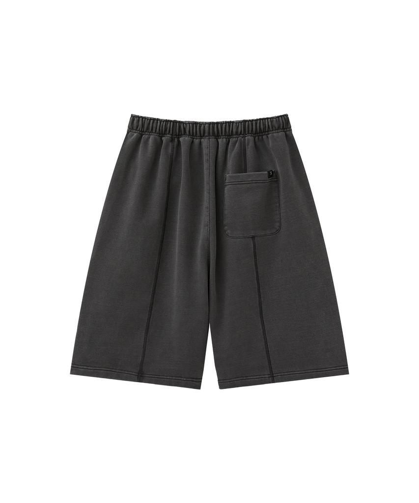 Chaebteoegseu Pigment Wide Bermuda Shorts (Charcoal)
