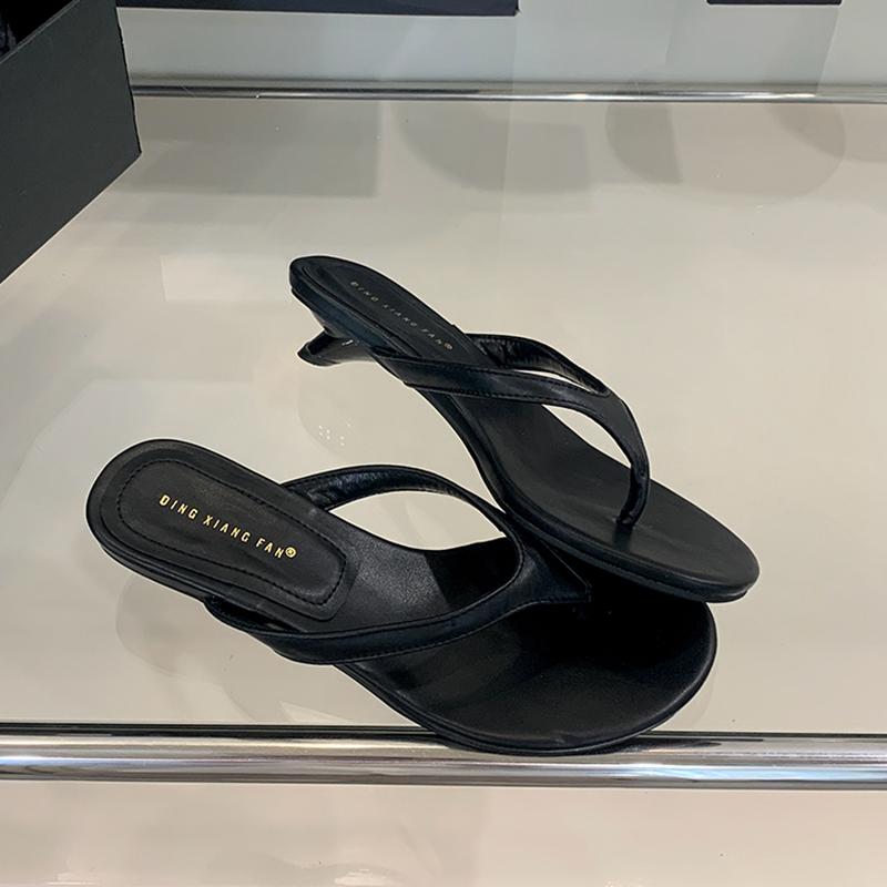 

Fashion SUOJIALUN 2025 Summer New Brand Women Slipper Fashion Narrow Band Slip On Flip Flop Shoes Square Low Heel Outdoor Sandals 35 чёрный