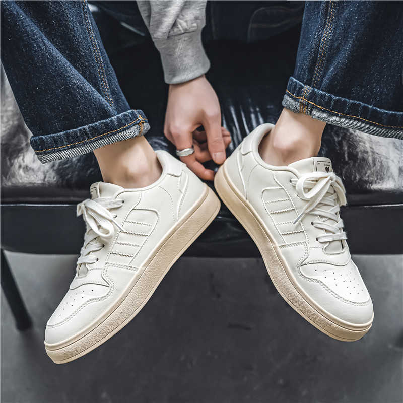 Fashion Round Tip Laced Men's Autumn Spring Shoes Casual Man Fashion Sneakers Famous Brand Luxury Boot Sport Promo Sepatu