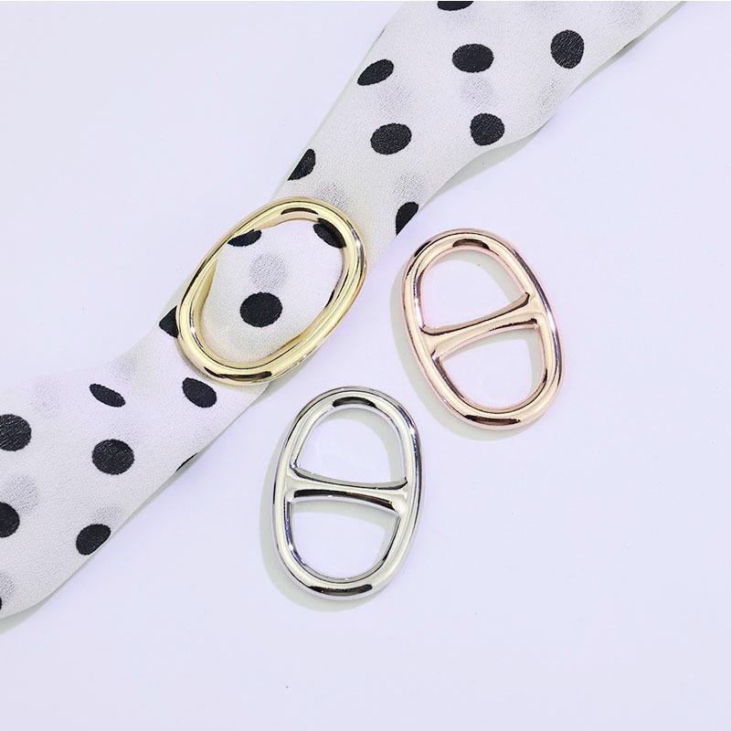 Luxury Silk Scarf and Shawl Buckle: Elegant D-Ring and Knot Design Accessories