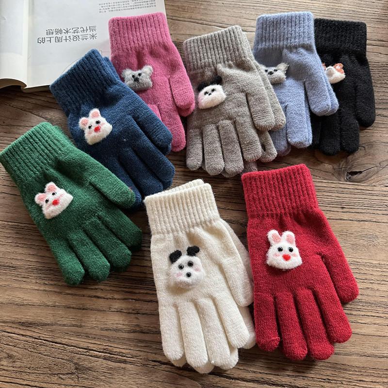 Knitted Animal Pattern Gloves For Winter Warmth And Style