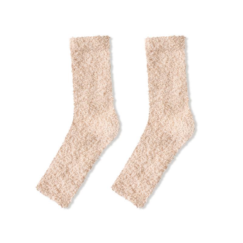 Women's Coral Fleece Knee Pads: Warm, Thickened Over-the-Knee Leg Warmers for Autumn and Winter.
