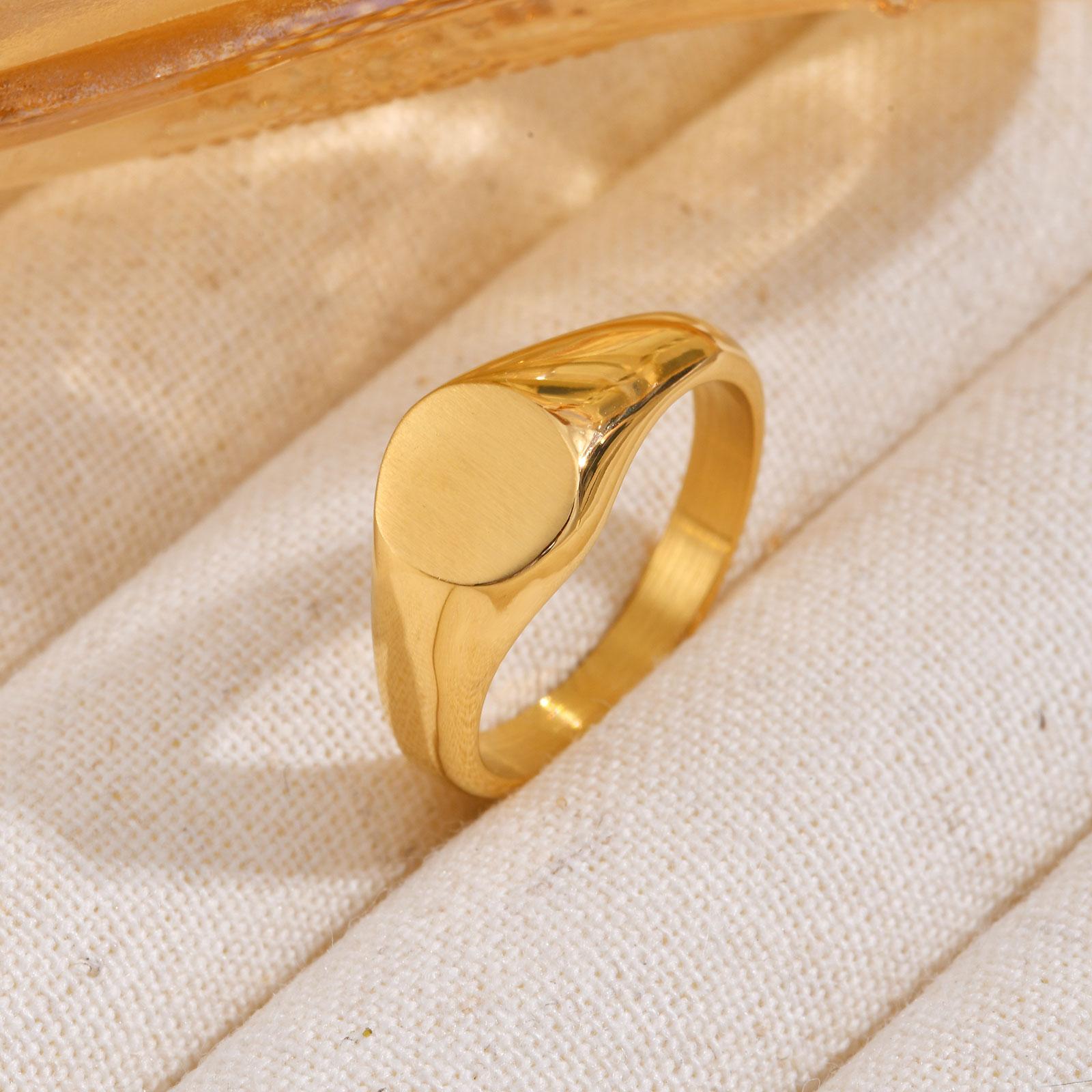 

Chic Free Personalize Signet Rings Engraving 26 Letters Name Pattern for Women Stainless Steel Initial Custom Female Jewelry Git 6&Custom