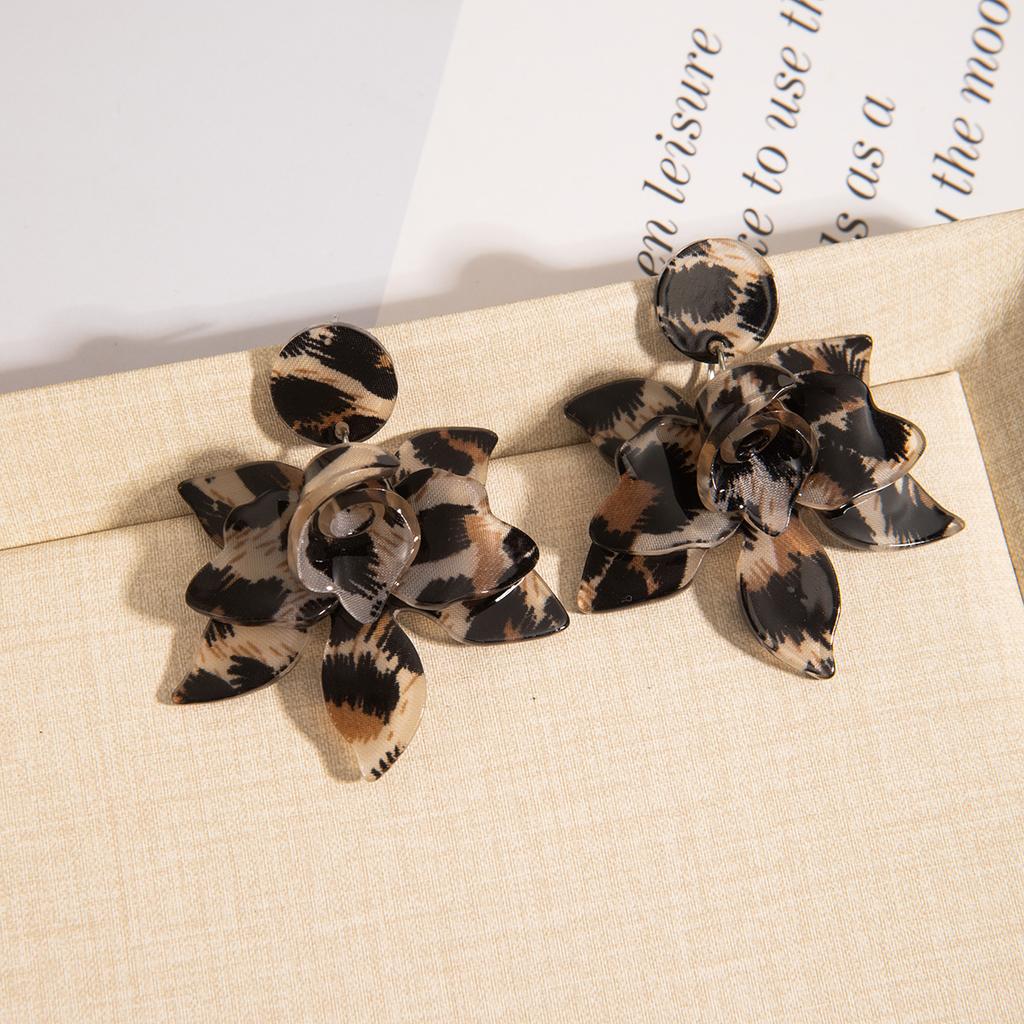 Leopard Print Acrylic Flower Stud Earrings Retro Exaggerated Temperament Earrings Fashion Light Luxury High Sense Earrings