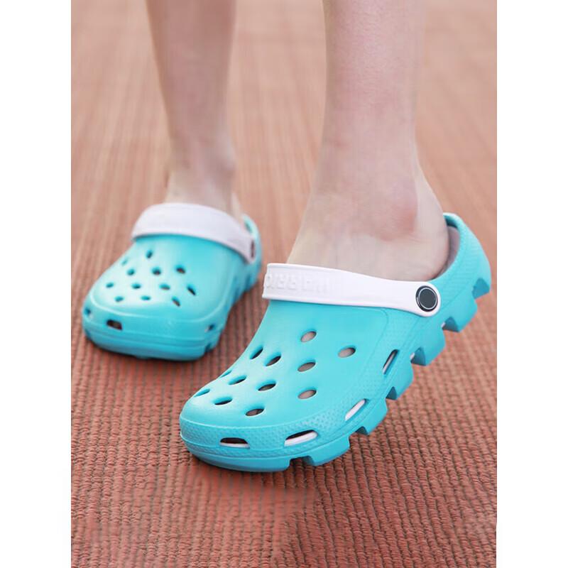 Unisex Breathable Lightweight Beach Clogs