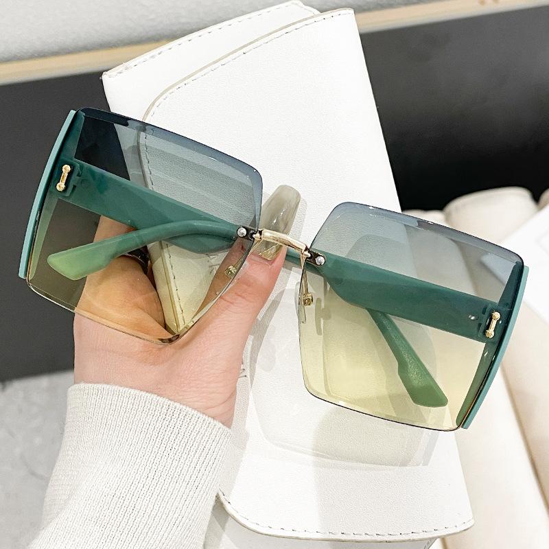 New Vintage Square Sunglasses Woman Classic Retro Gradient Mirror Frameless Sun Glasses Female Fashion Rimless Shades