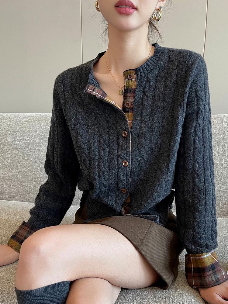 Korean Faux Two-Piece Plaid Patchwork Loose Wool Knit Cardigan for Women - Autumn/Winter High-End Sweater