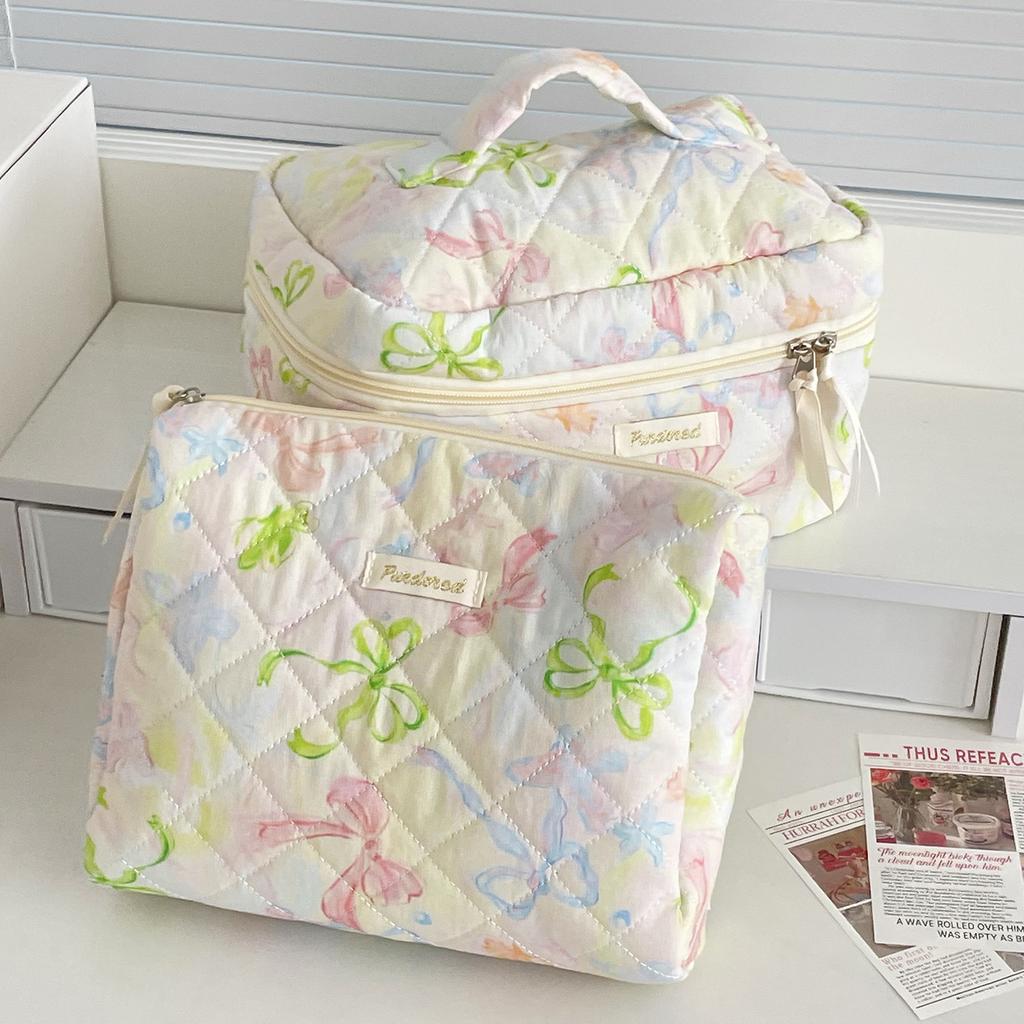 Portable and fresh ins-style color-blocking handbag for outings, dreamy colorful butterfly series makeup bag
