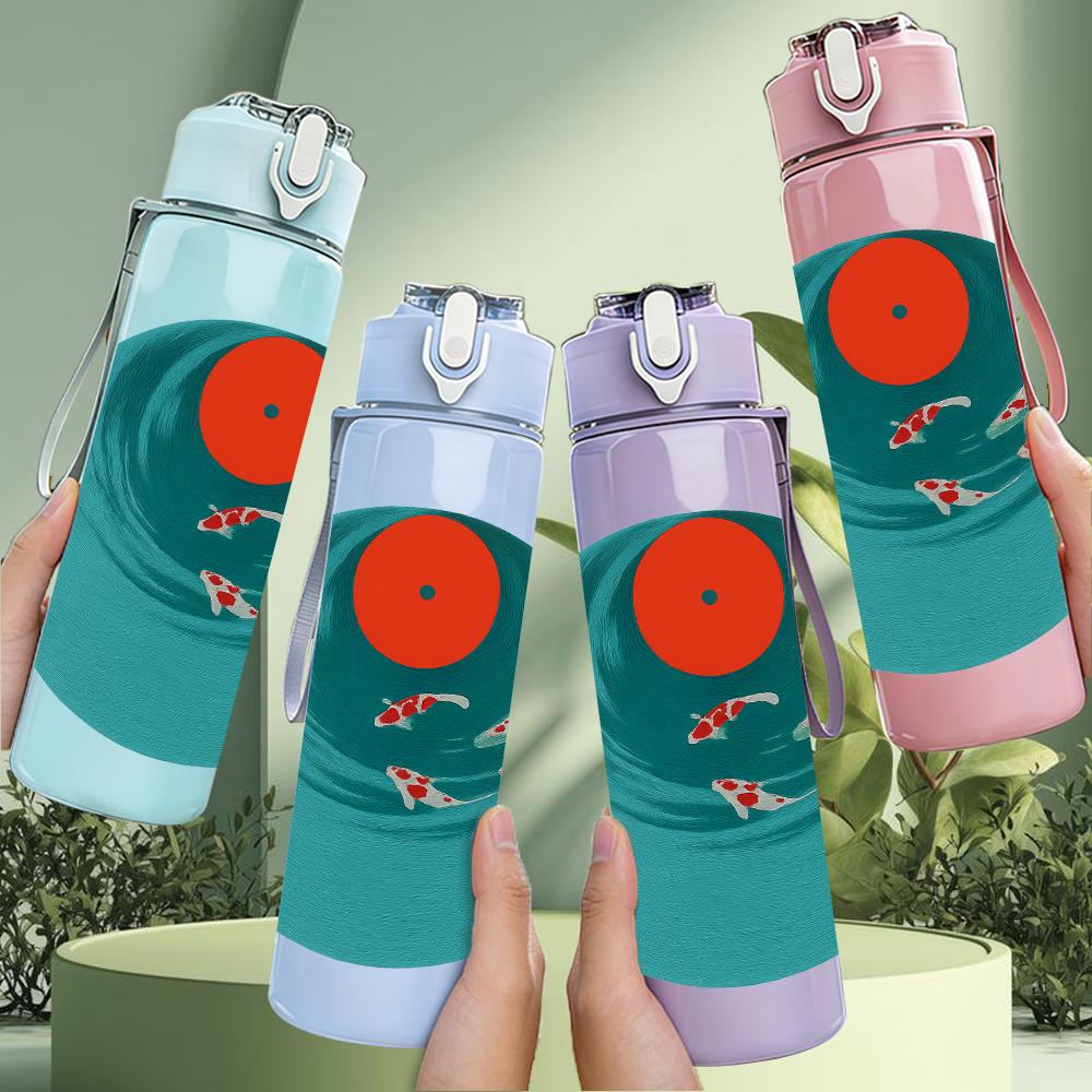 1PC Koi Fish Turquoise Round Scene 750ml Color Plastic Sports Water Bottle Leakproof Flip Straw Lid For Sports Office Home Use