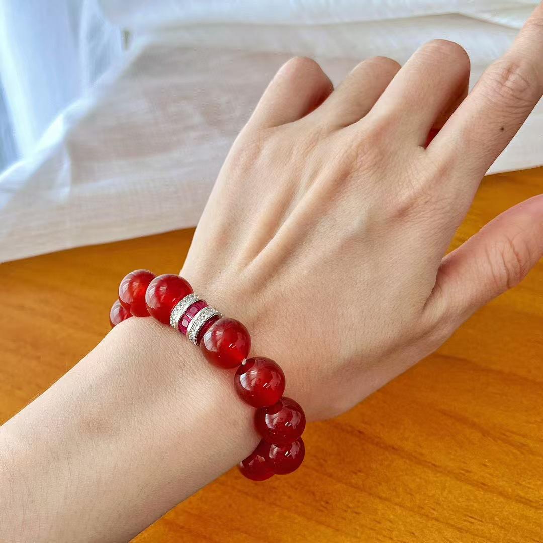 12Mm Retro Autumn And Winter Pigeon Blood Red New Year Red Vitreous High Quality Chalcedony Agate Bracelet