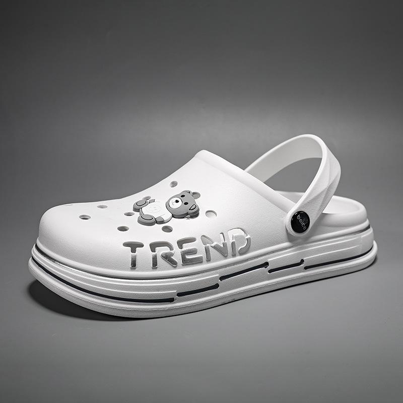 

New hole shoes men s hollow cartoon bag head half slippers fashion outside thick-soled garden shoes 44-45 белый