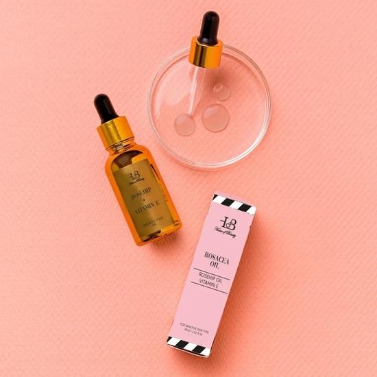 HOUSE OF BEAUTY Rosacea Face Oil with Pure cold pressed Rosehip & Vitamin E for Face Moisturizing, Suitable For Sensitive Skin Type - (30 ml)