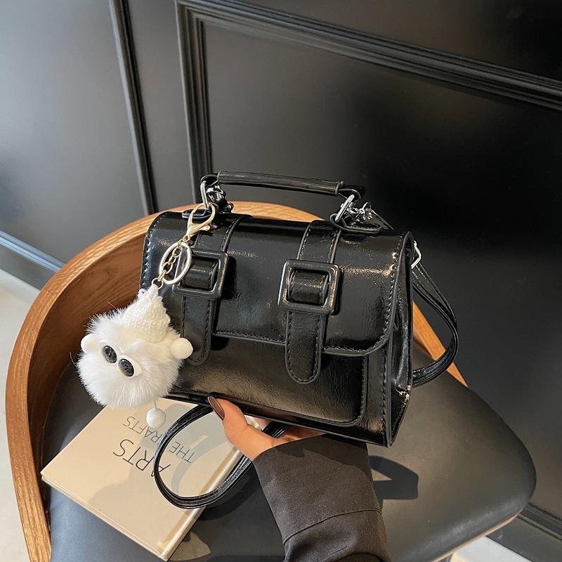 Bag women's fashion retro shoulder messenger bag new fashion contrasting color commuter portable small square bag