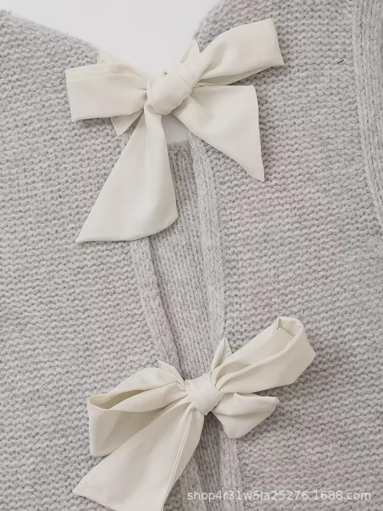 Autumn 2025 Sleeveless Knitted Vest with French-Inspired Bow Detail