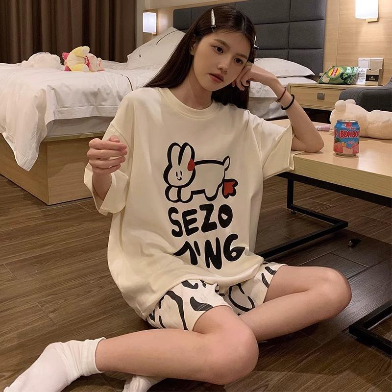 Summer comfortable crew neck pajamas for women, striped cartoon short-sleeve three-piece loungewear, in stock, direct order