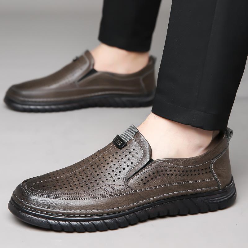 New Shoes for Men Genuine Leather Casual Shoes Summer Fashion Hollow Out Flat Shoes Street Cool Microporous Slip-on Loafers