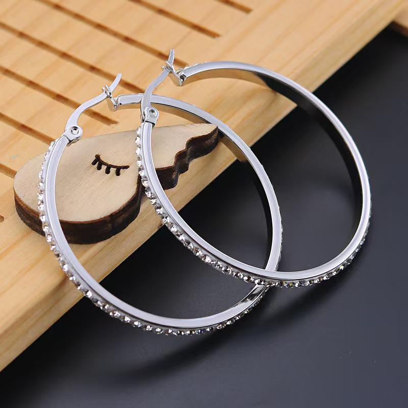 

Gold Titanium Steel Earrings with Inlaid Rhinestones – Bold, Versatile Design