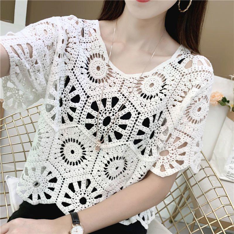 

Новая корейская версия вязаного крючком худи с выдолбленным пуловером и свободной вязкой с кружевом. One Size