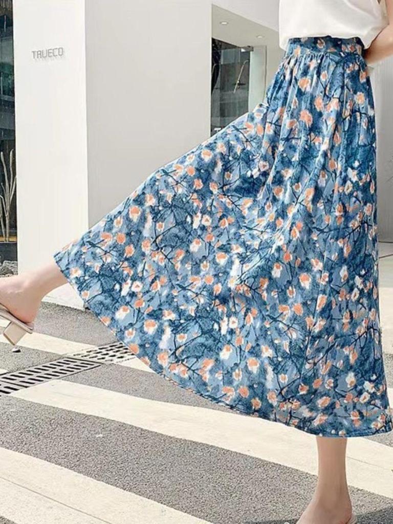 European Floral Print High-Waisted A-Line Skirt: Spring Temperament, Lazy Elegance, Unique Large Hem Design for Women