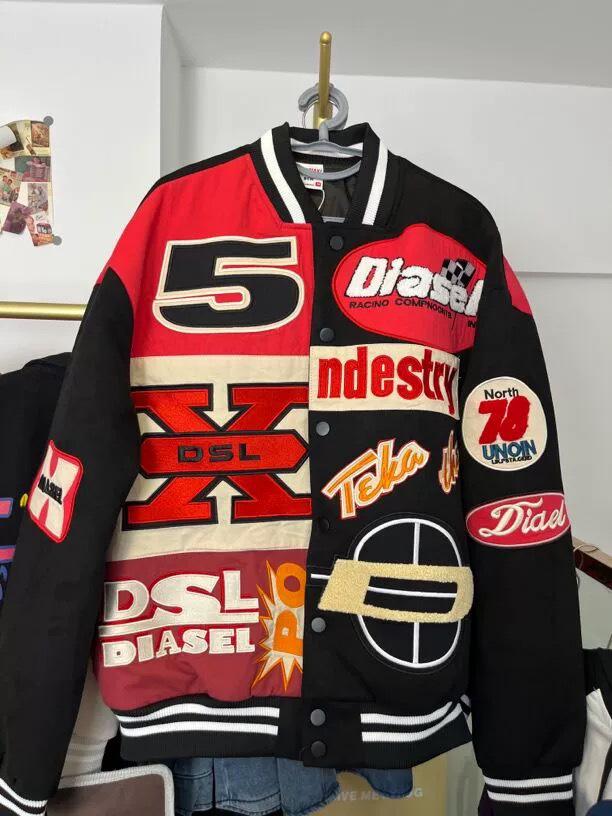 Hip-hopová baseballová bunda inspirovaná Park Jae-Bumem a Wang Jiaerem: Volný střih, Těžká výšivka, Trendy unisex design